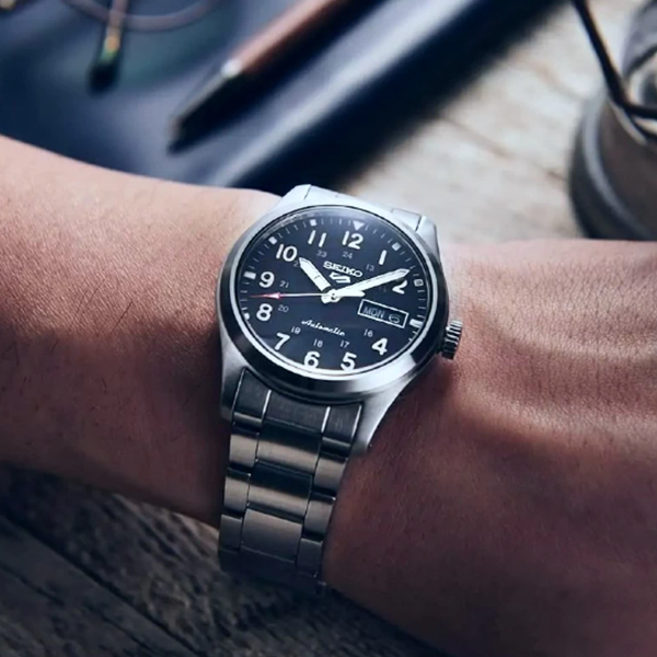 SEIKO 5 Mod. SPORTS AUTOMATIC DAY &amp; DATE - BLUE